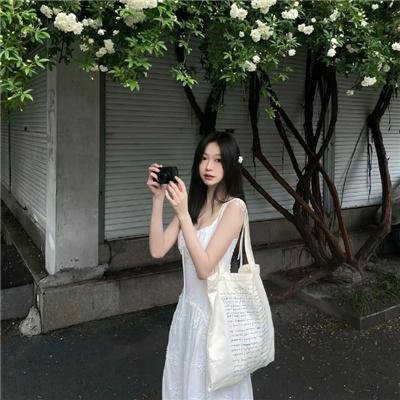 雾中的女孩